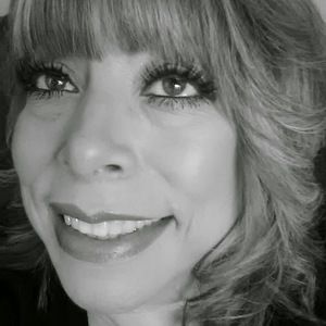 Meet your Posher, Gina